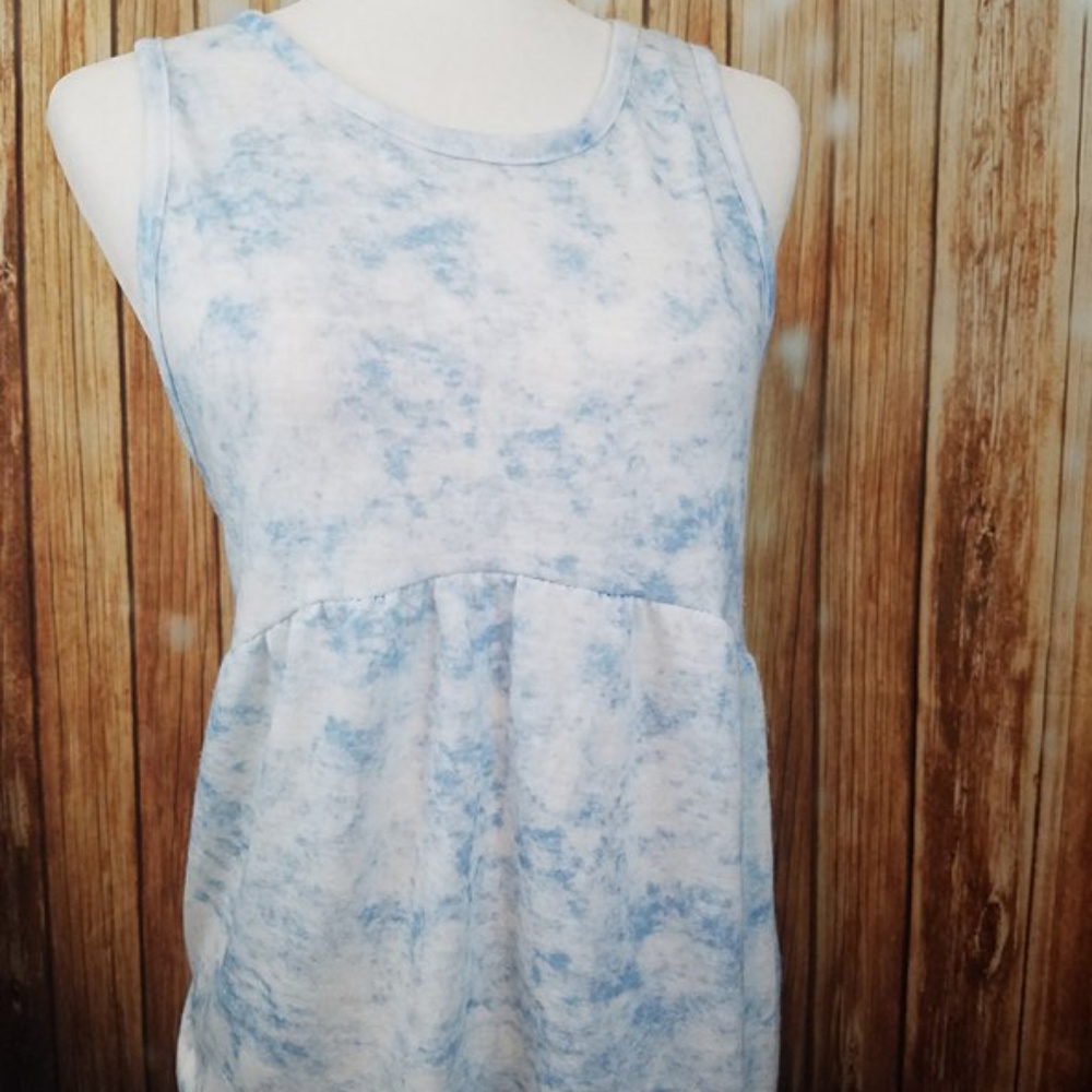 Paper Crane Large Blue and White Top